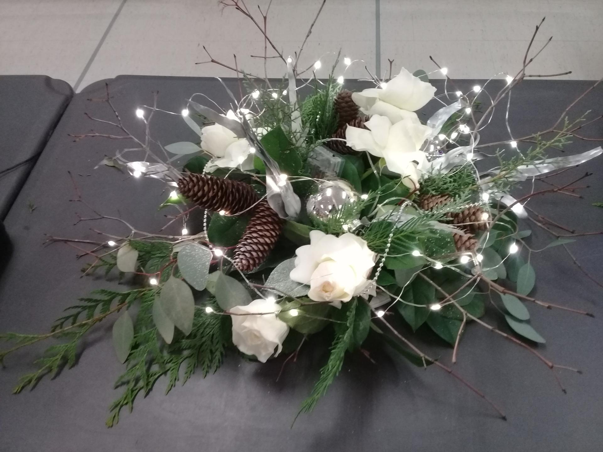 Elvira 2024-11 White flowers